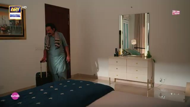 Zamil in a scene from Dar-e-Nijaat Episode 6